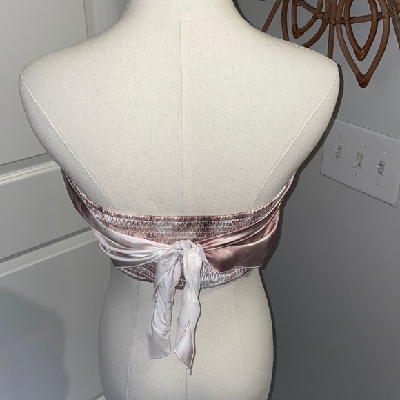 Blush pink bandeau top with elastic and tie back - Picture 2 of 3